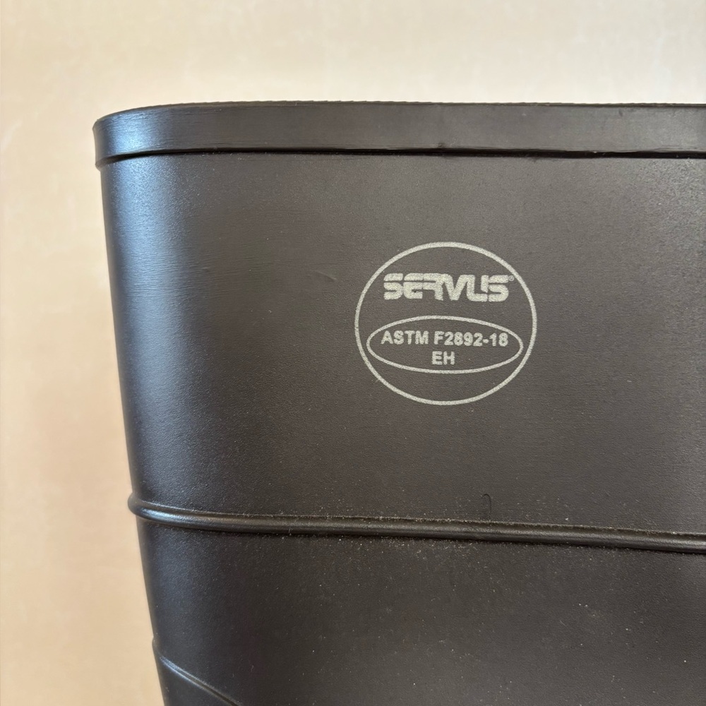 Servus | Black Waterproof Boots | Size 7 - Picture 2 of 5